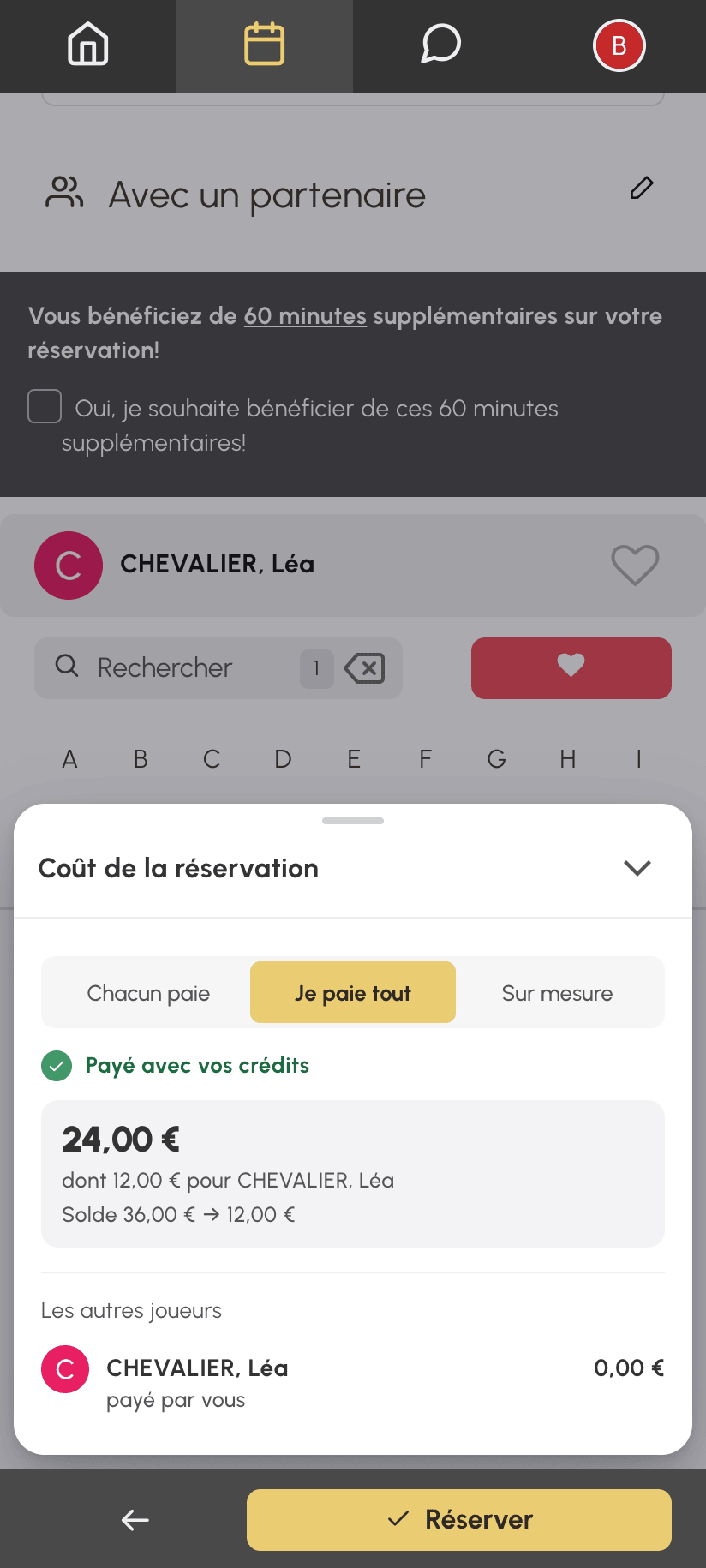 Encadré du coût sur mobile avec Je paie tout : le montant de Nicolas comprend la place de Léa